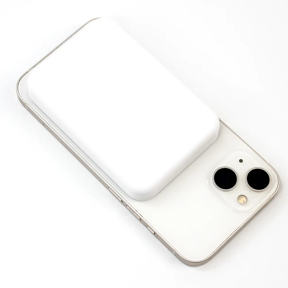 MagSafe Battery Pack Charger w/Custom Print