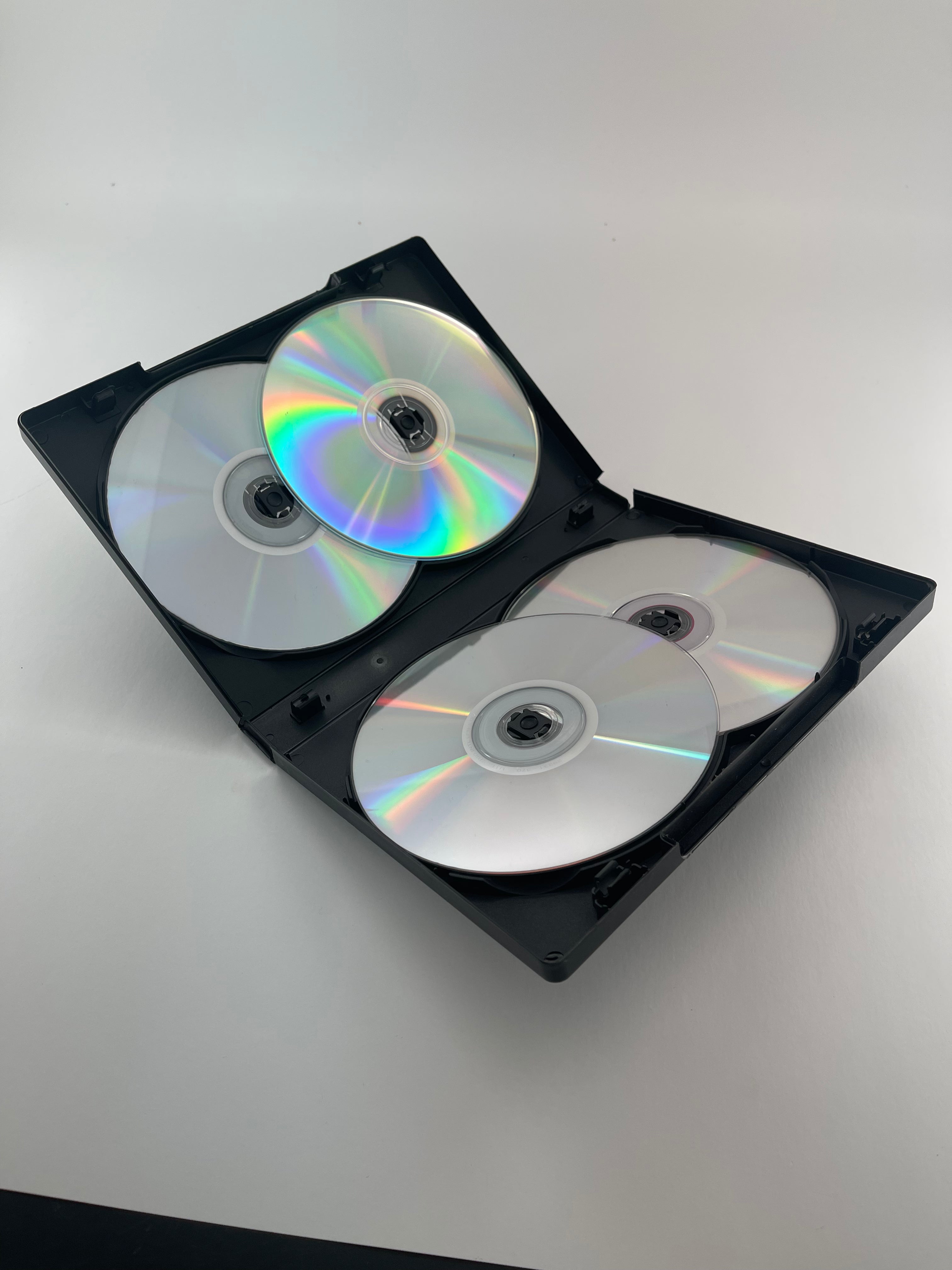 4 Disc Economy Black DVD Box (100 Pack)